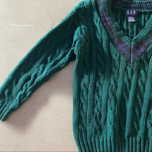 gap sweater - Picture 3 of 3